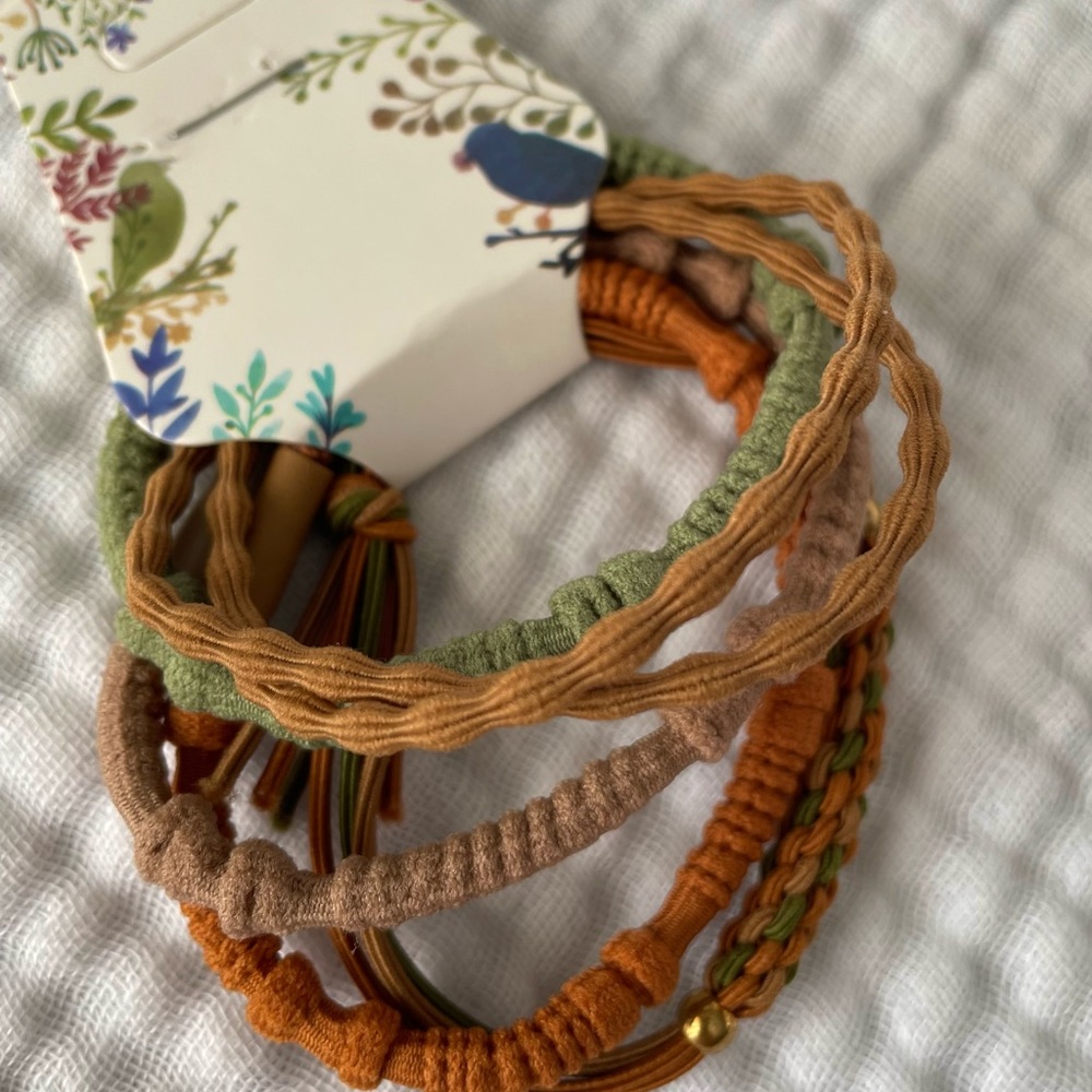 New! 5 pack Assorted Friendship Bracelet Hairties